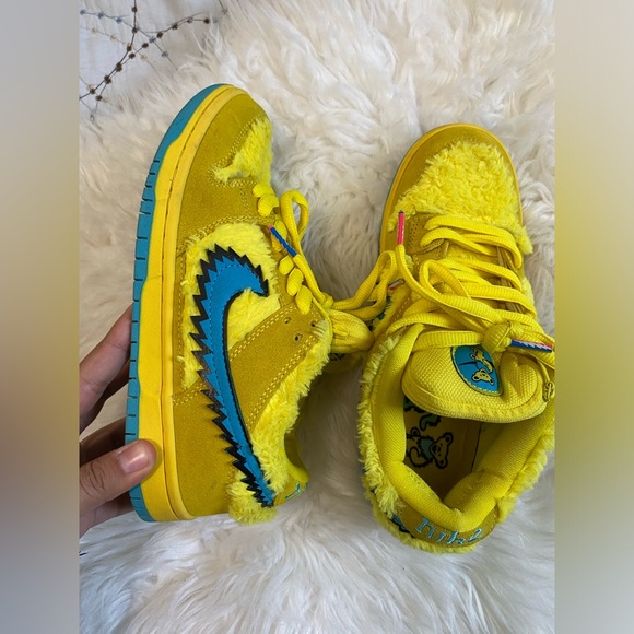 Nike SB Dunk Low x Grateful Dead Bears Opti Yellow / size 6 - Picture 6 of 12